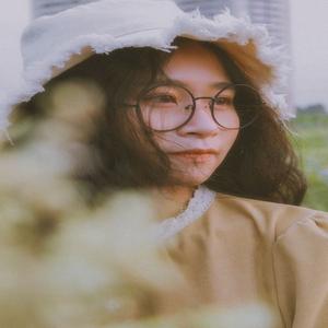 鲍朋月